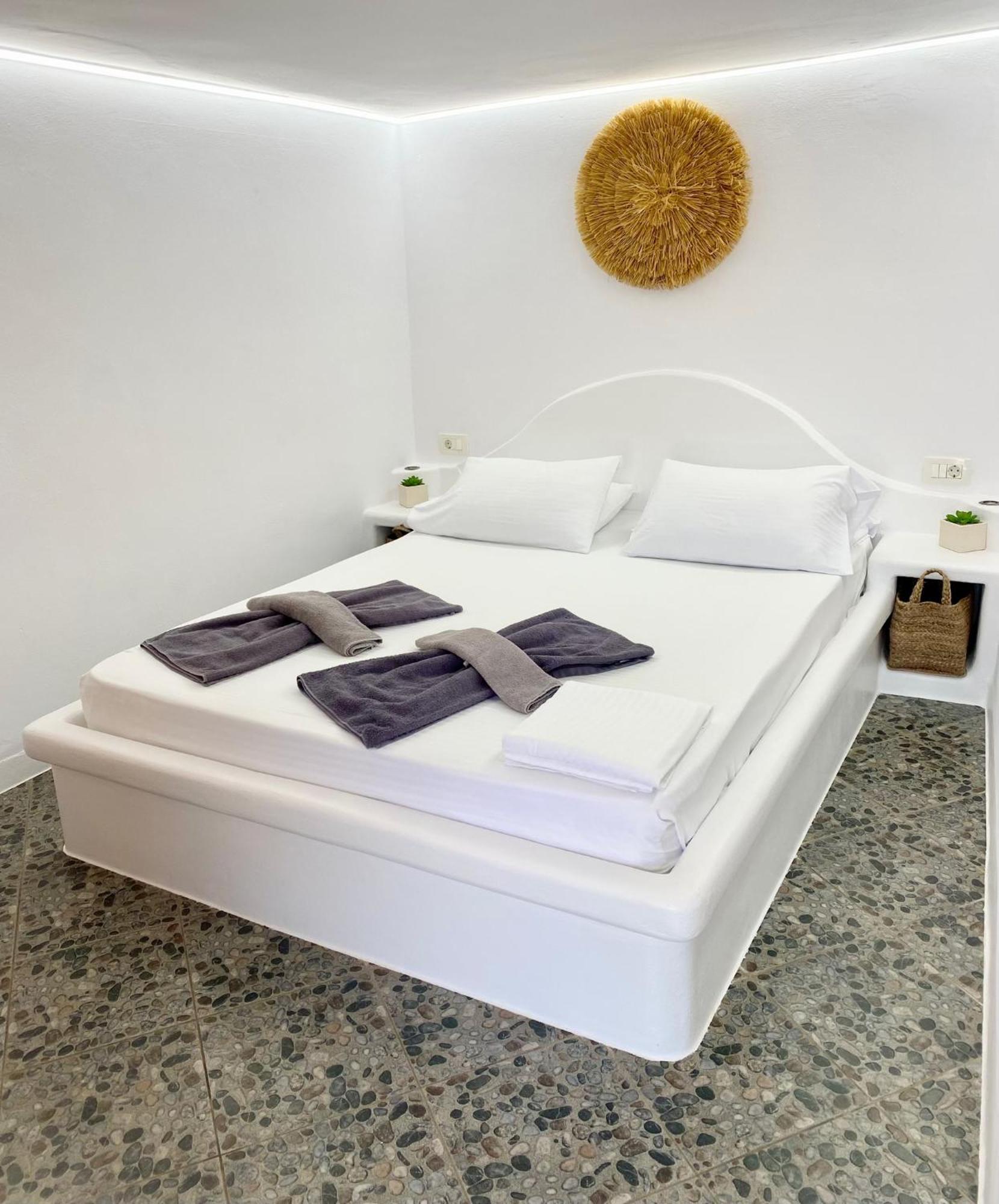 Agia Kyriaki Studios Agia Kiriaki Beach  Екстериор снимка