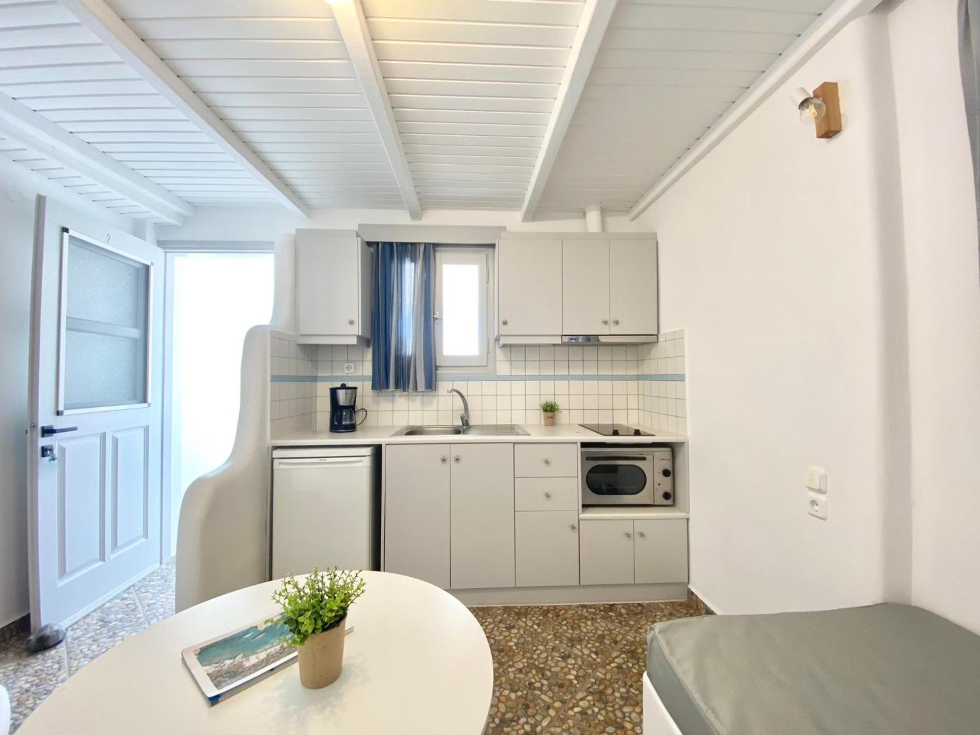 Agia Kyriaki Studios Agia Kiriaki Beach  Екстериор снимка